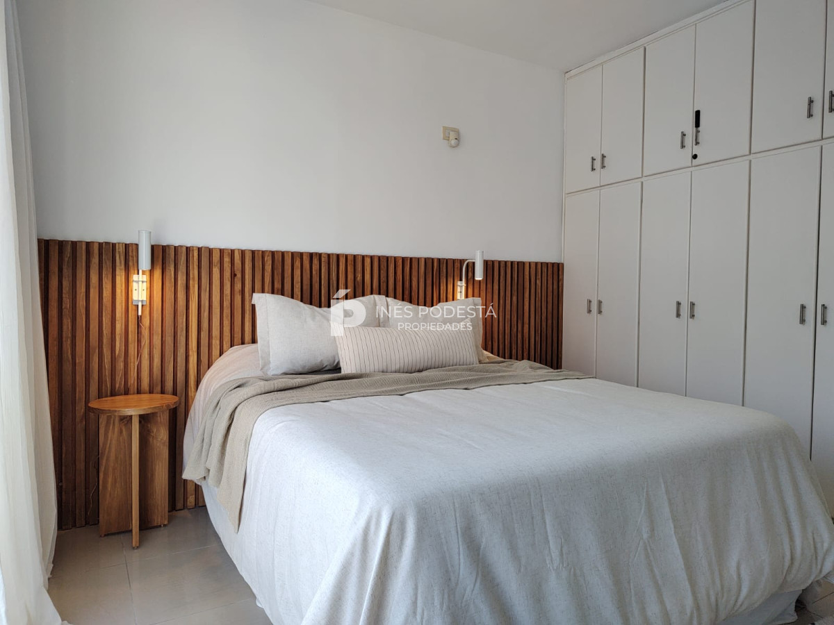 Casa ID.4910 - Apartamento en alquiler de 3 dormitorios en Manantiales 