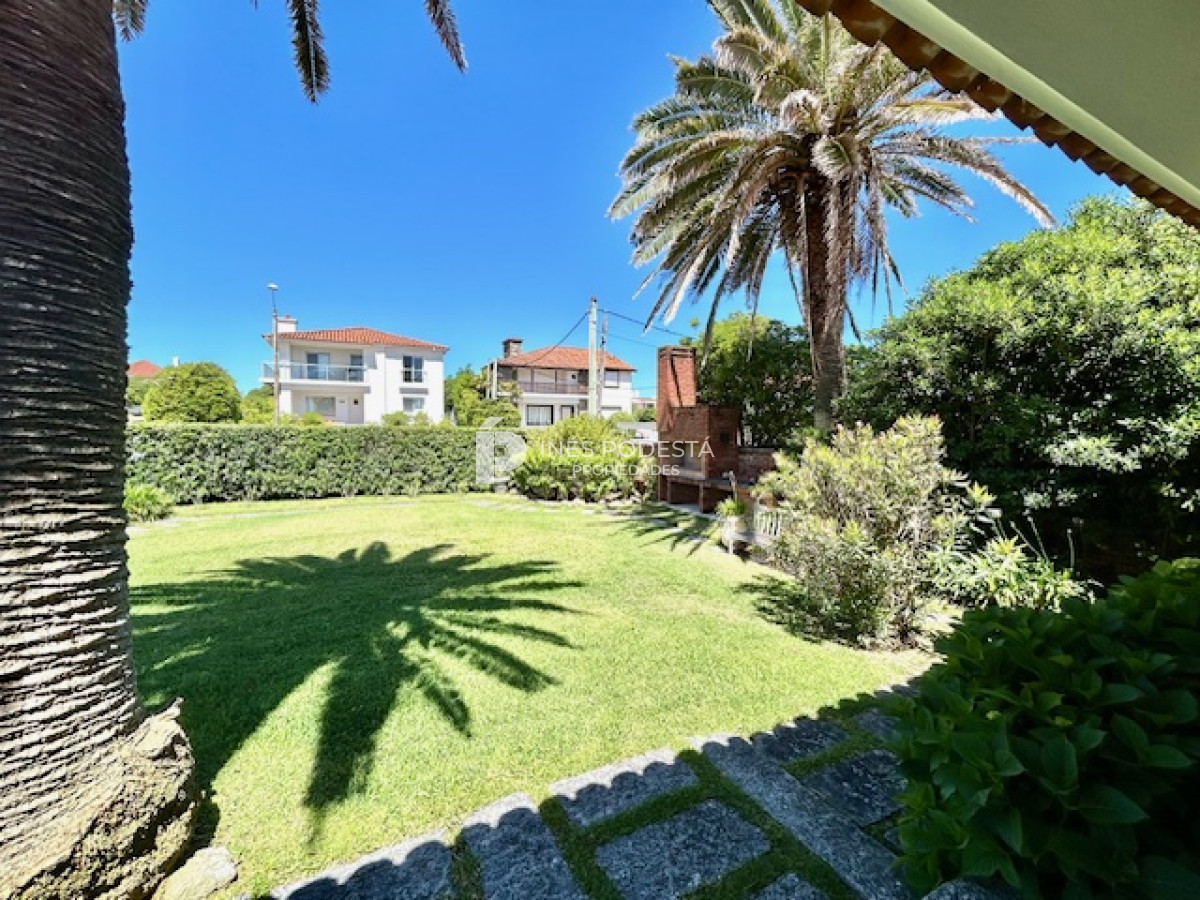 Casa ID.47 - Alquiler en Península, zona faro frente a la mansa con 6 dormitorios y gran vista