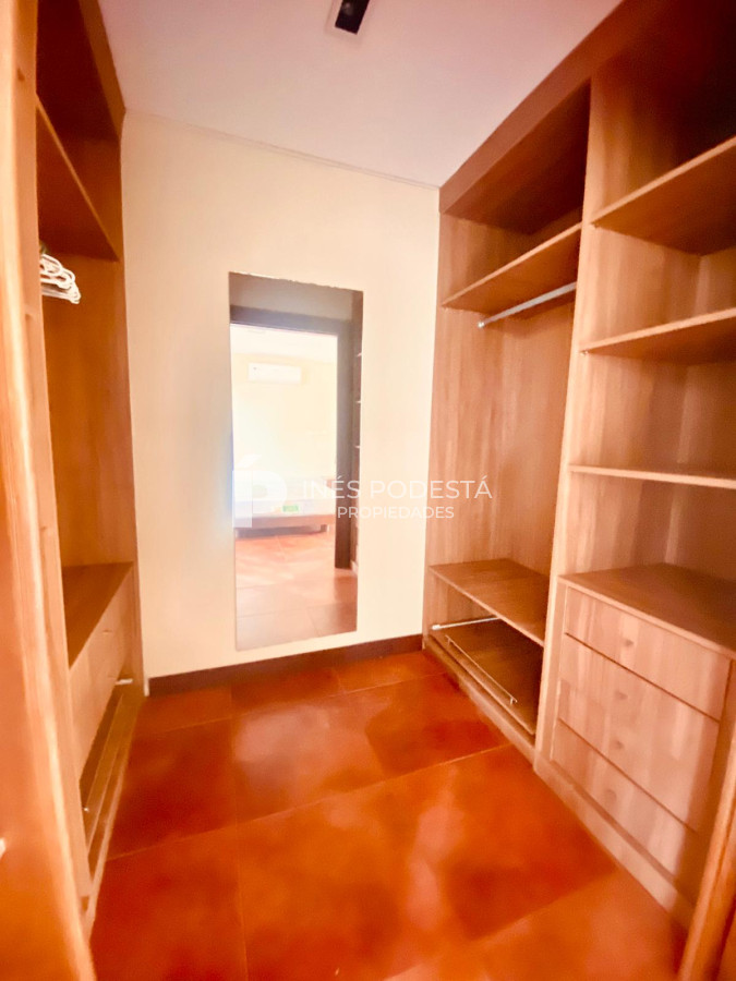 Casa ID.6080 - Venta casa 4 dormitorios Montoya La Barra