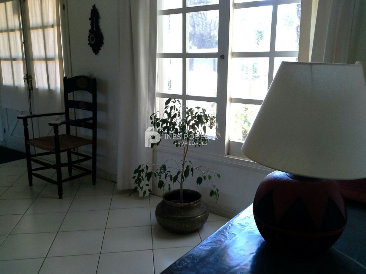 Casa ID.3901 - Casa en alquiler de 3 dormitorios