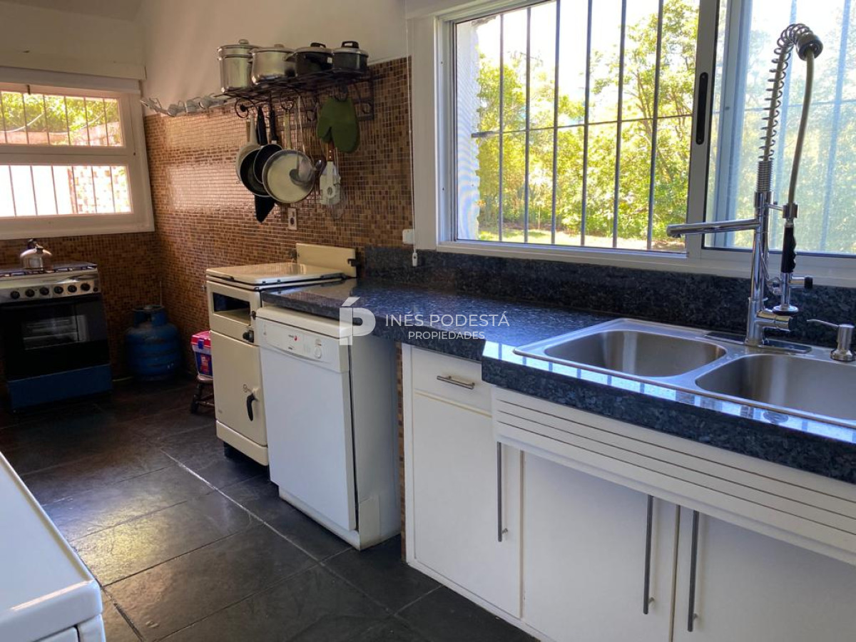 Casa ID.2080 - Mansa a 100 mts mar