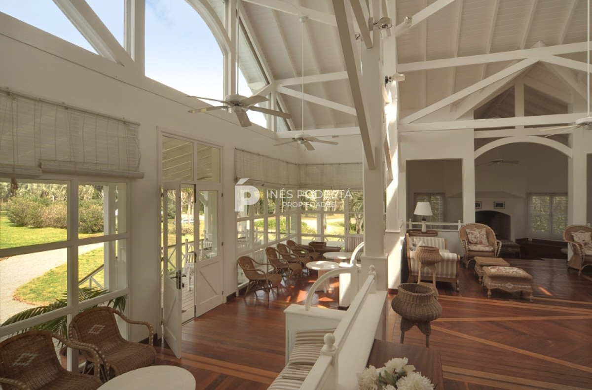 Casa ID.3885 - LAGUNA BLANCA MANANTIALES