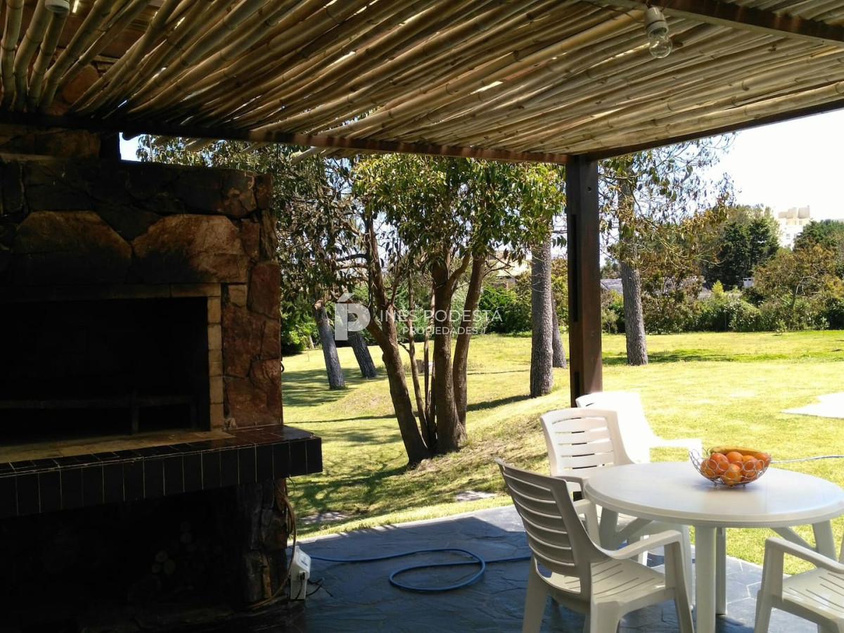 Casa ID.2080 - Mansa a 100 mts mar