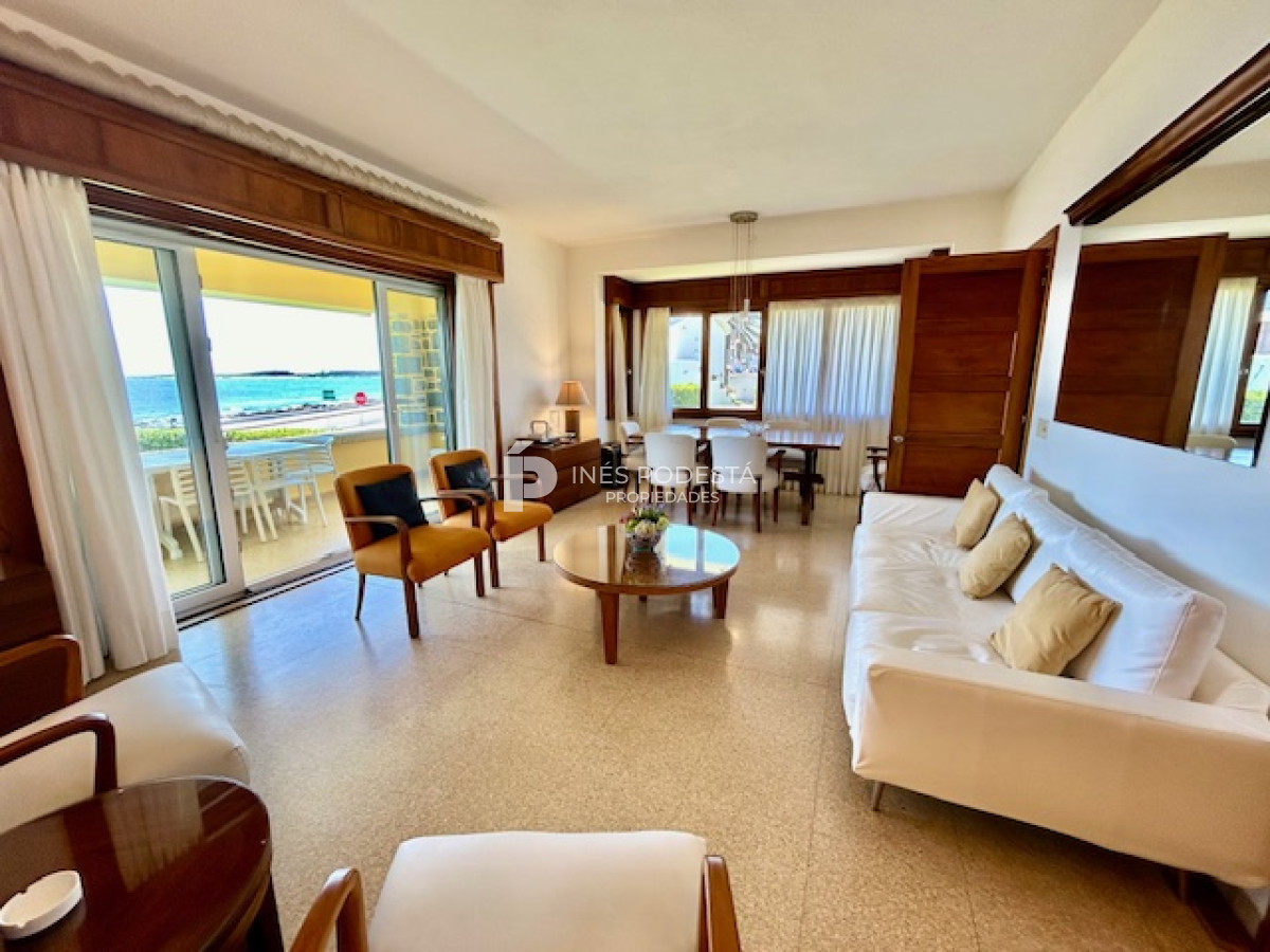 Casa ID.47 - Alquiler en Península, zona faro frente a la mansa con 6 dormitorios y gran vista