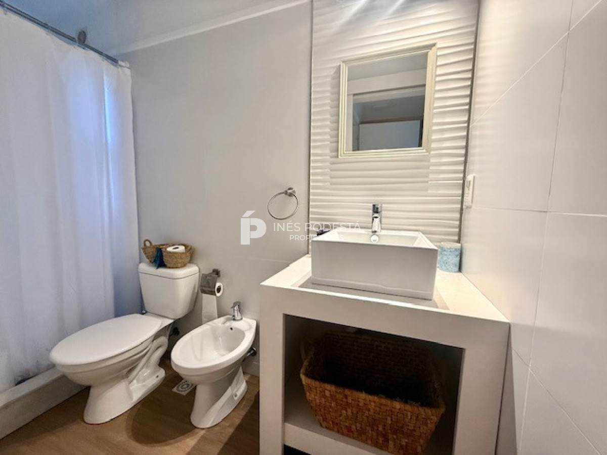 Casa ID.41828 - Alquiler 4 dormitorios y 3 baños