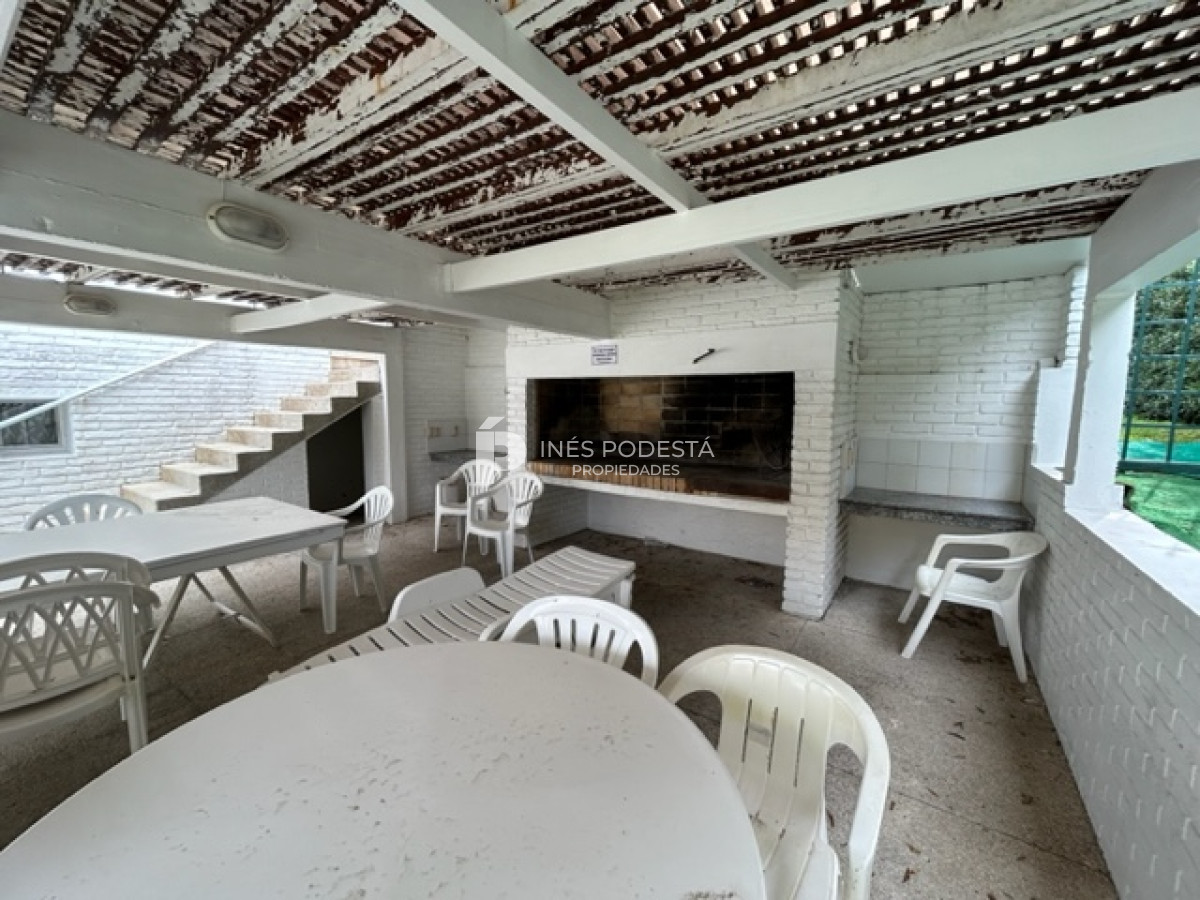 Casa ID.3837 - Pinares frente al mar, muy amplia con 6 suites más 2 dependencias de servicio