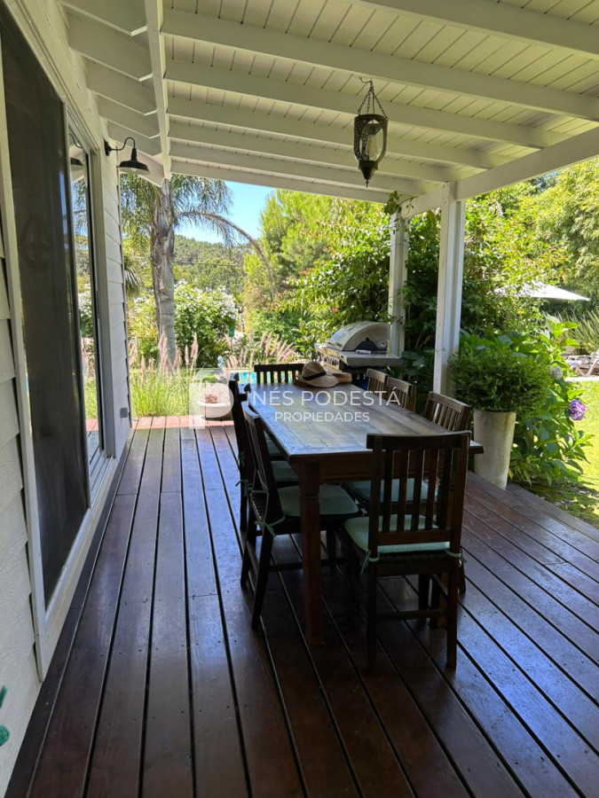 Casa ID.41828 - Alquiler 4 dormitorios y 3 baños