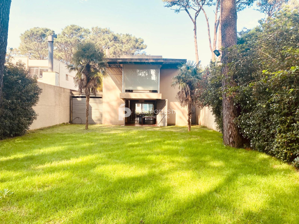 Casa ID.6080 - Venta casa 4 dormitorios Montoya La Barra