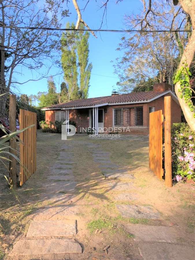 Casa de 3 dormitorios en alquiler