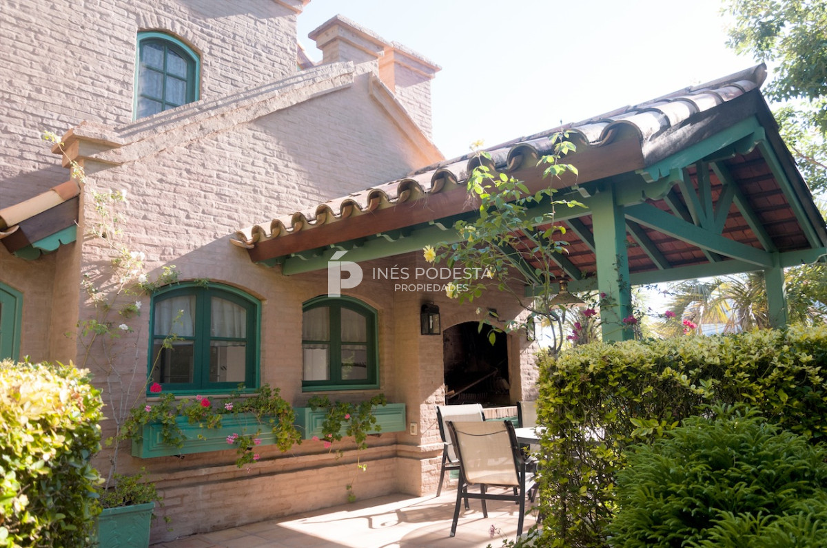Casa ID.38389 - Alquiler 4 dormitorios