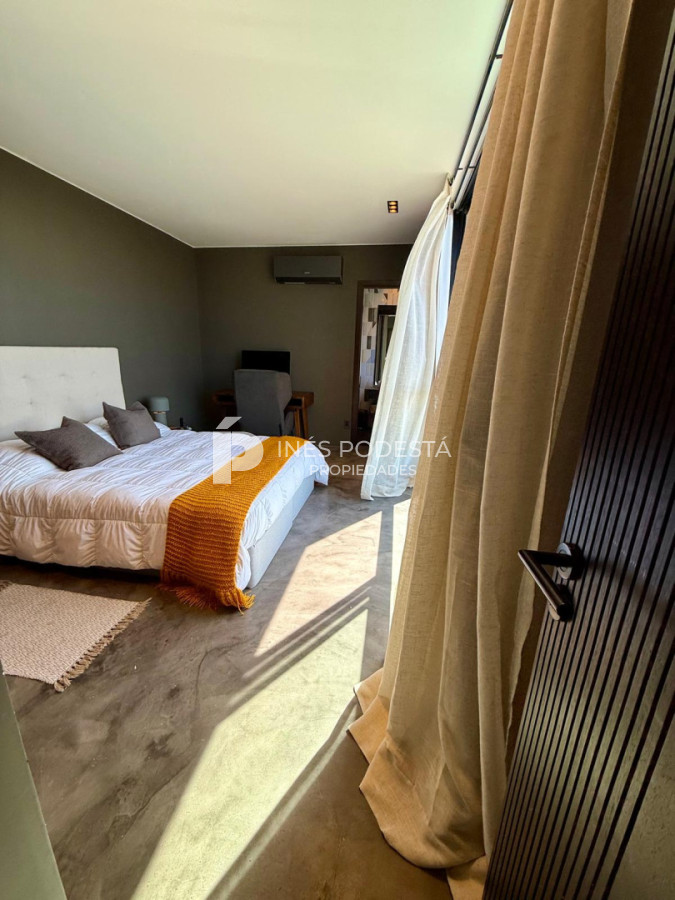 Casa ID.41914 - Venta propiedad moderna con 2 suites y dependencia de servicio