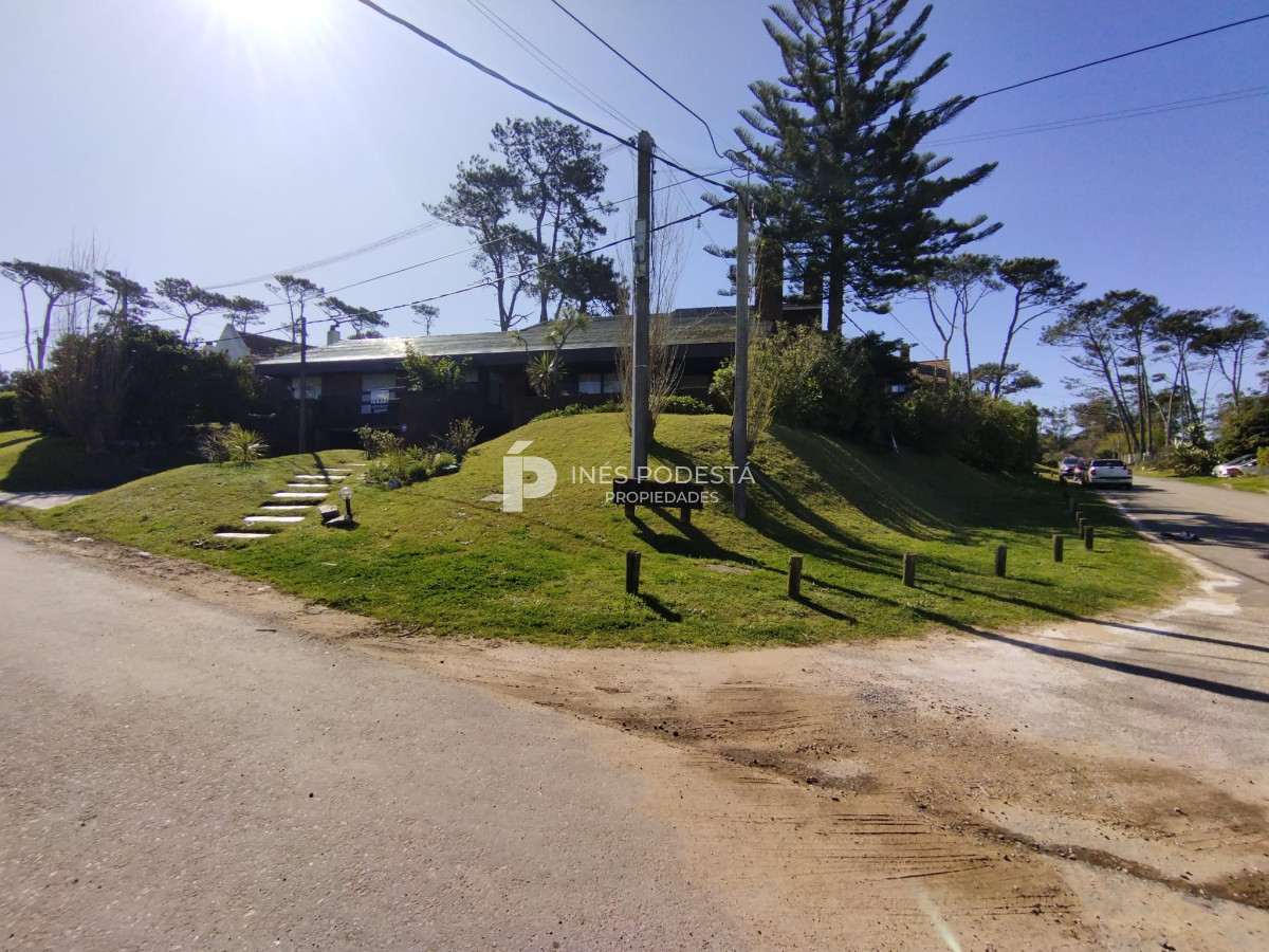 Casa ID.39070 - VENTA CASA EN PINARES 4 DORMITORIOS 