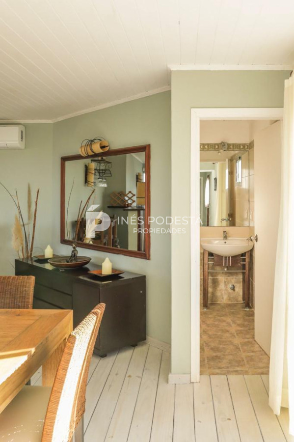 Casa ID.6435 - Venta casa con 5 dormitorios más dependencia de servicio