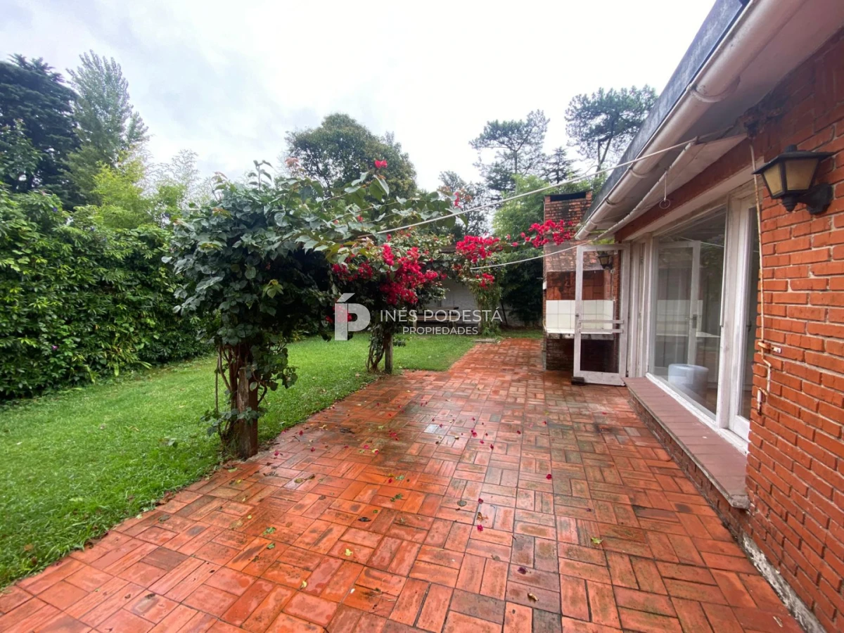 Casa ID.4647 - Venta casa con 4 dormitorios Punta del Este