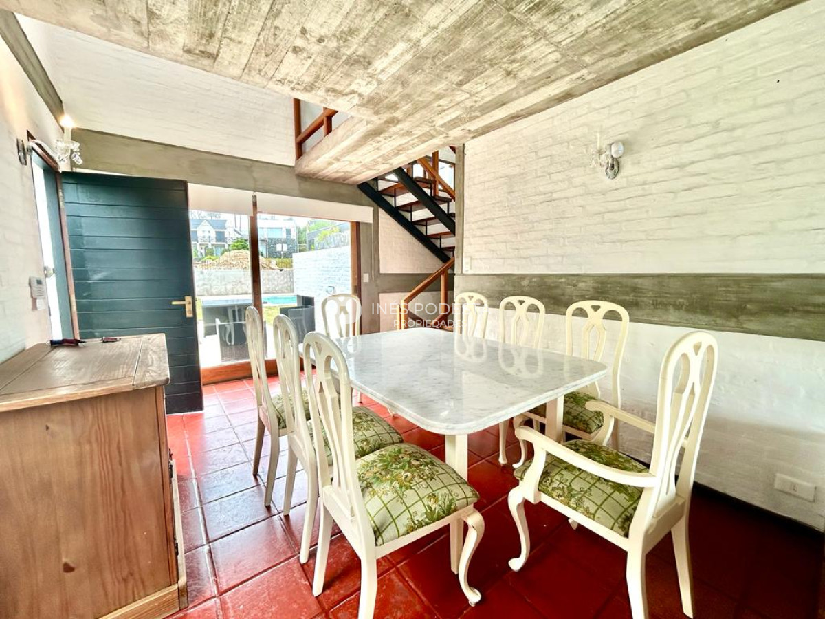 Casa ID.40332 - Alquiler en Montoya frente a la playa, 4 dormitorios, y piscina