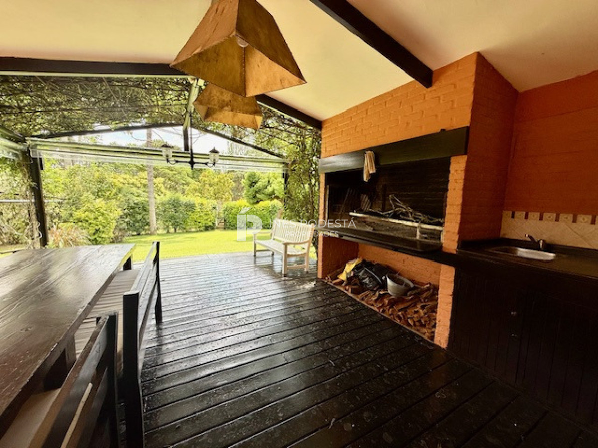 Casa ID.41863 - Alquiler 6 dormitorios y 6 baños