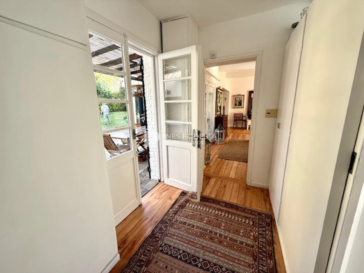 Casa ID.2112 - Alquiler en mansa 4 dormitorios y 3 baños 