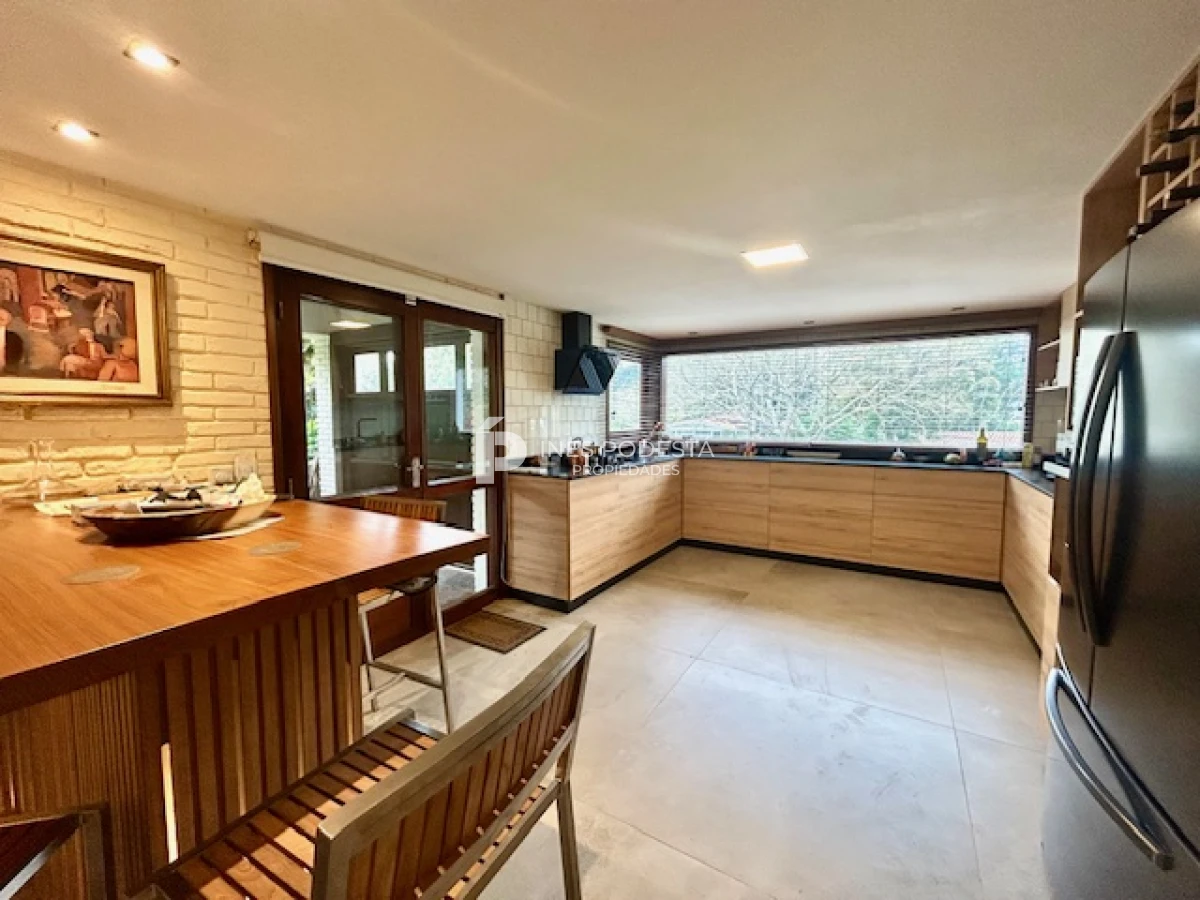 Casa ID.815 - Casa con 4 dormitorios más piscina climatizada