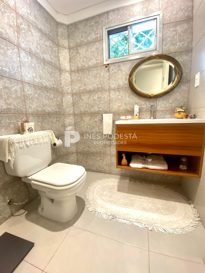 Casa ID.1973 - Venta en Cantegril 4 dormitorios y dependencia de servicio