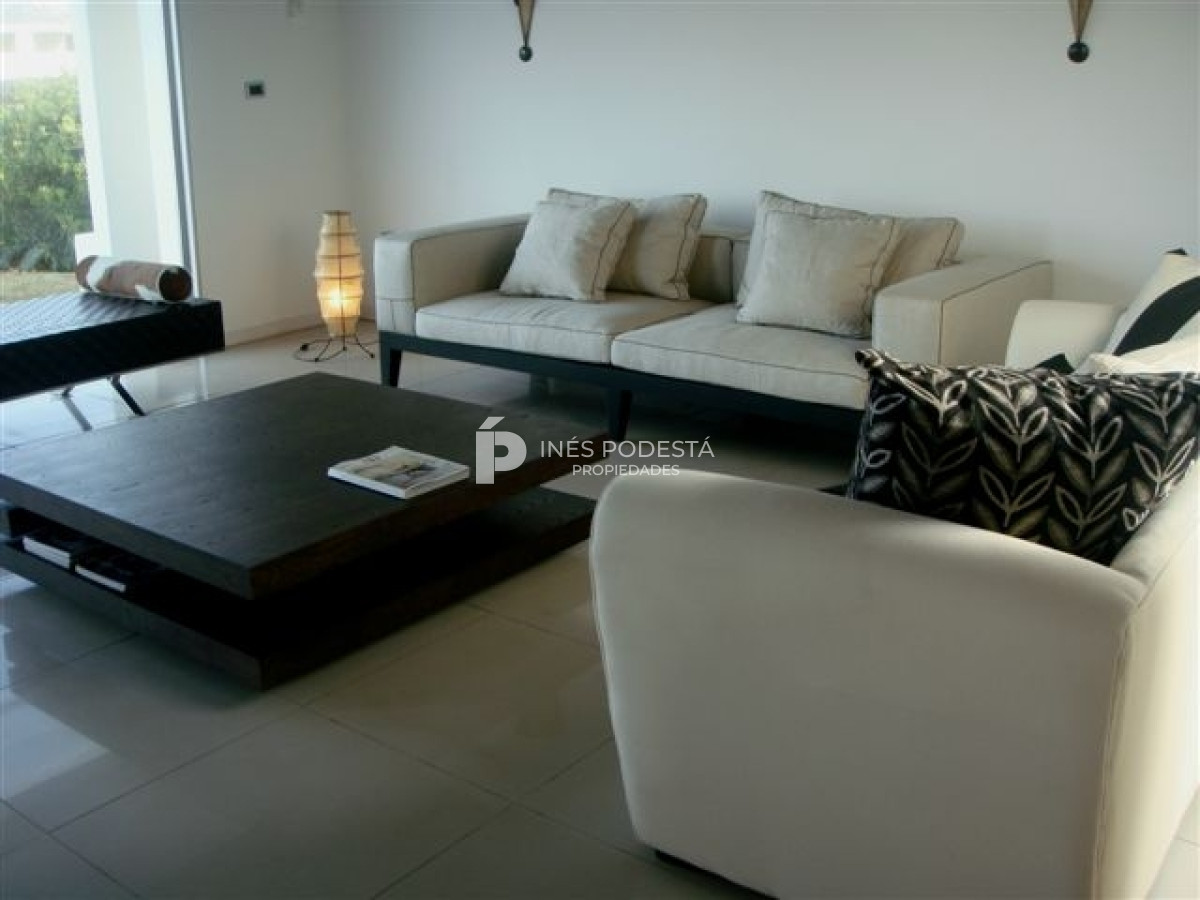 Casa ID.3698 - Casa en Montoya de 4 dormitorios 