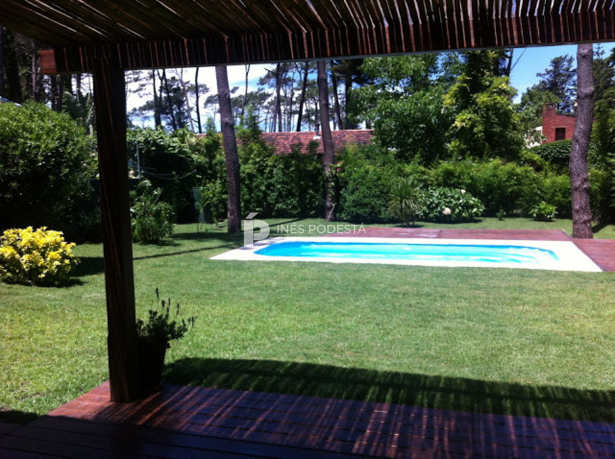 Alquiler 4 dormitorios y piscina