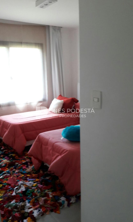 Casa ID.6378 - Parque Pinares barrio cerrado con 3 dormitorios