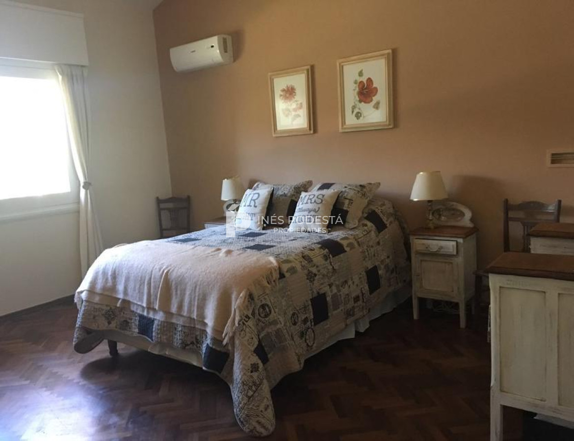 Casa ID.7697 - Casa en alquiler de 3 dormitorios Punta del Este