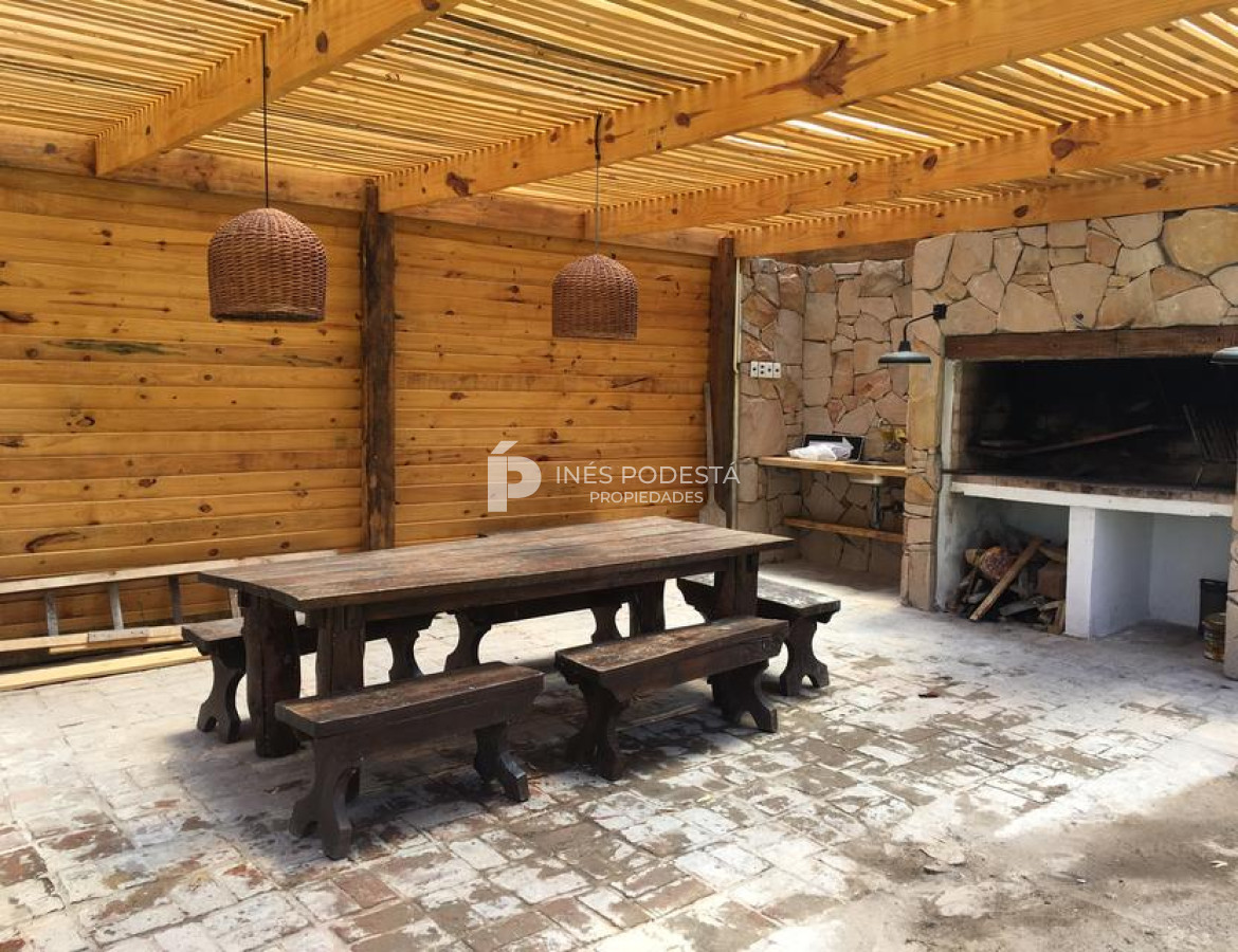 Casa ID.7772 - Casa en alquiler de temporada Pinares Punta del Este 