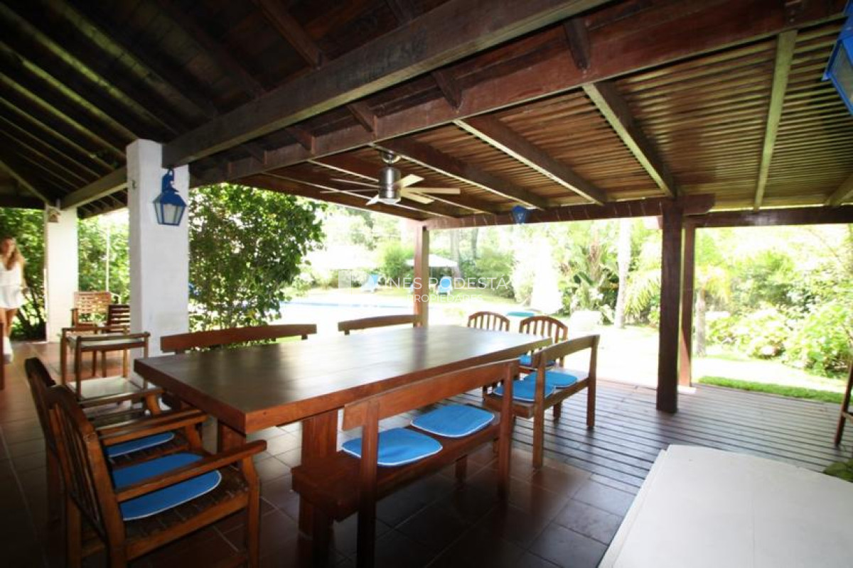 Casa ID.8179 - Av San Pablo con 6 suites y gran piscina