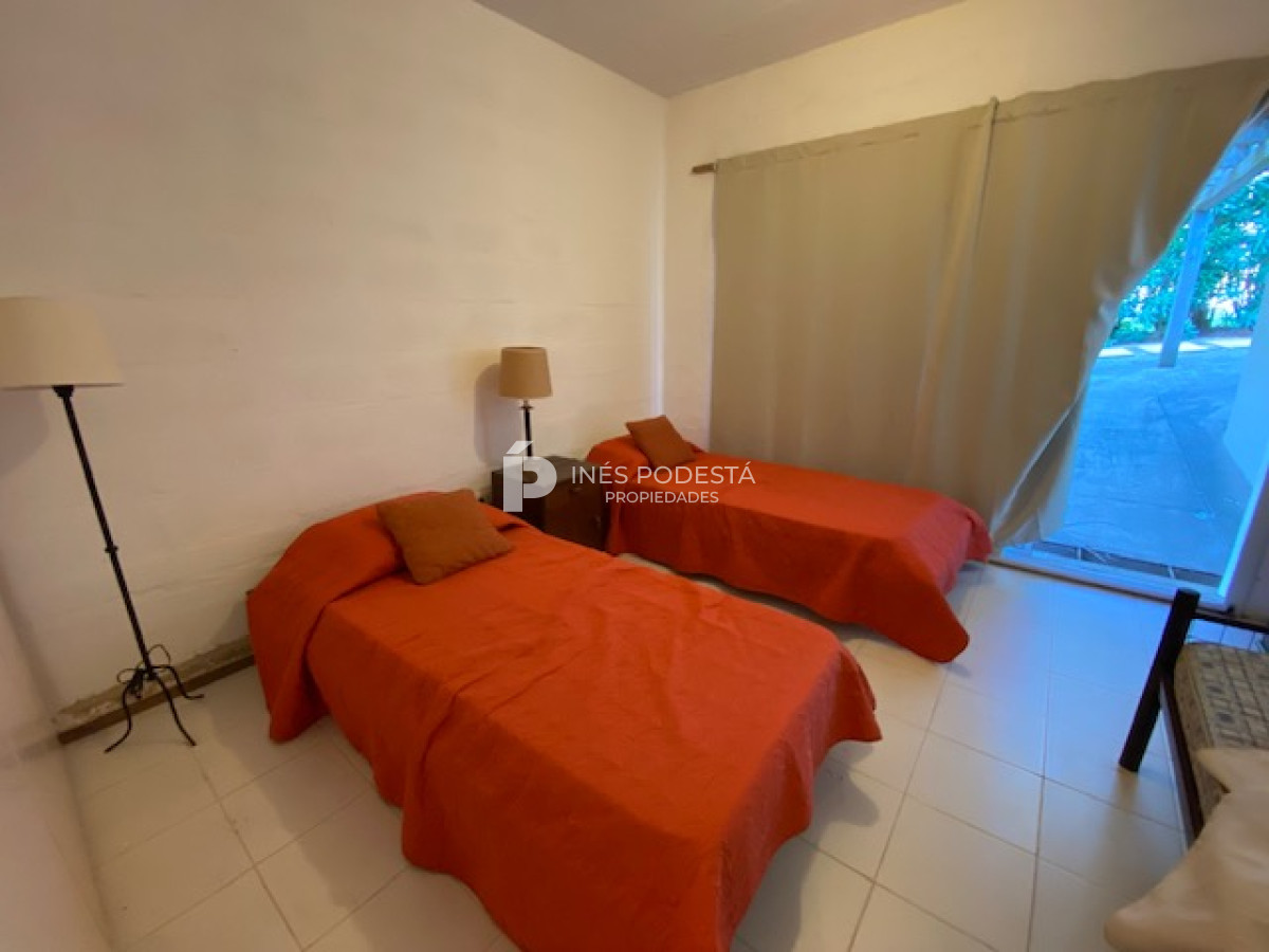 Casa ID.37277 - LAGUNA BLANCA  5 dorm más dependencia de servicio