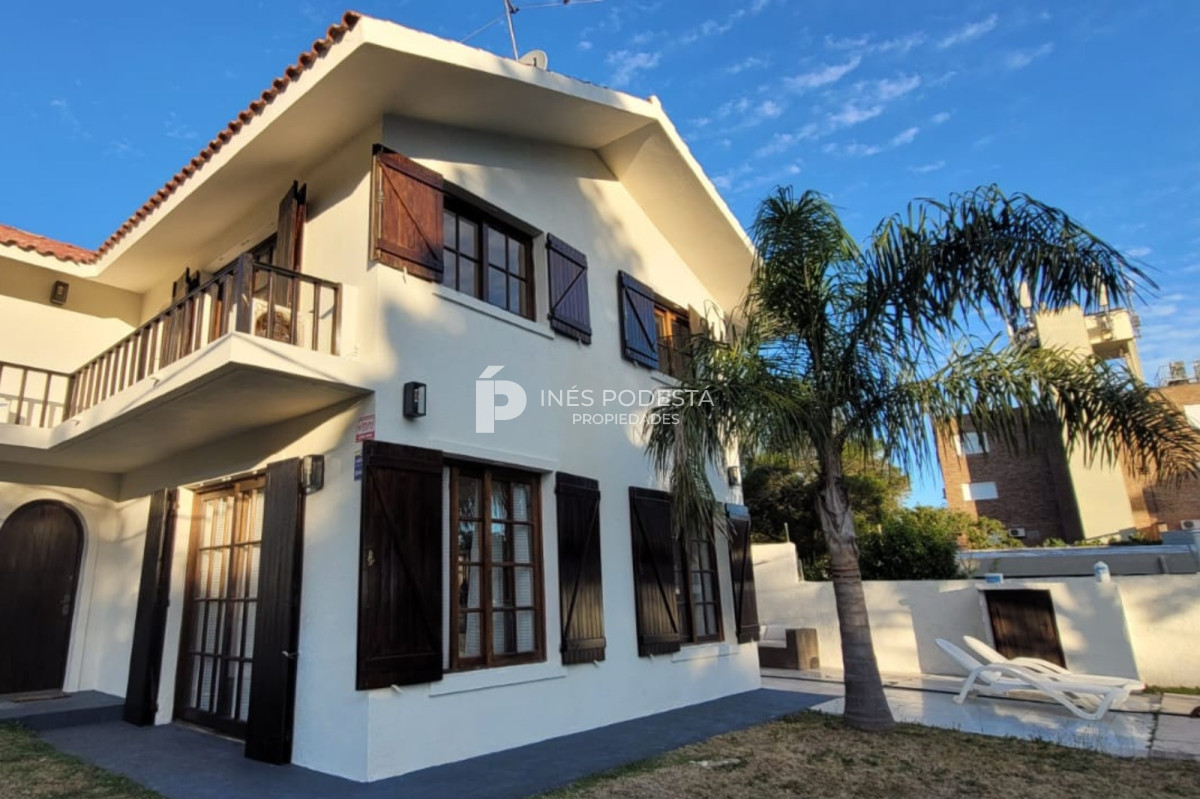 Casa ID.41817 - Alquiler con piscina de 3 dormitorios en Mansa
