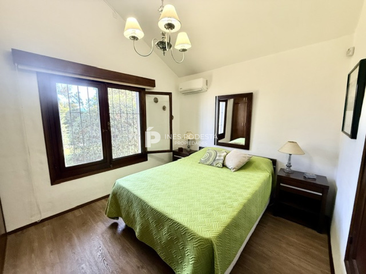 Casa ID.230 - Venta casa con 3 dormitorios y medio con piscina