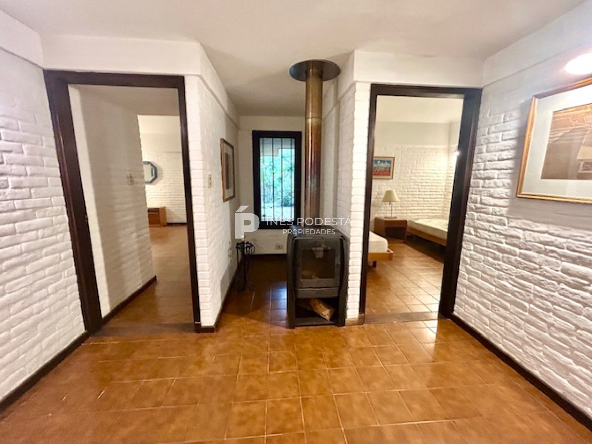 Casa ID.6104 - Venta casa 3 dormitorios y dependencia de servicio
