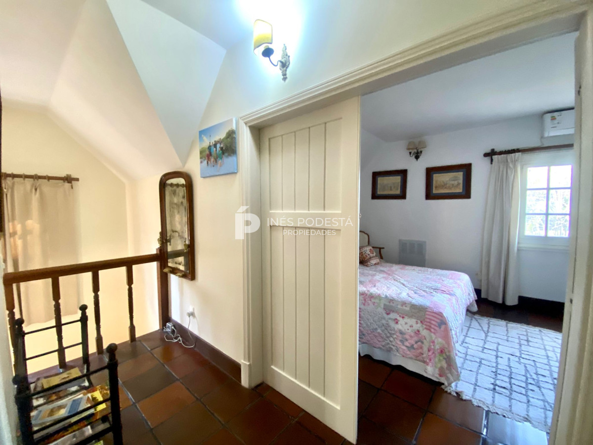 Casa ID.37941 - Casa en Venta Punta del Este 5 dormitorios Golf