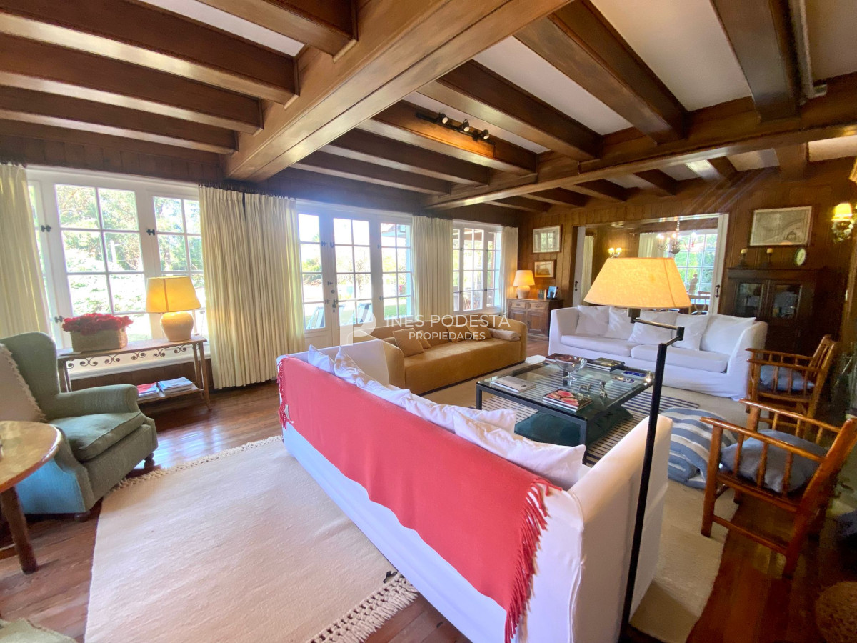 Casa ID.37941 - Casa en Venta Punta del Este 5 dormitorios Golf
