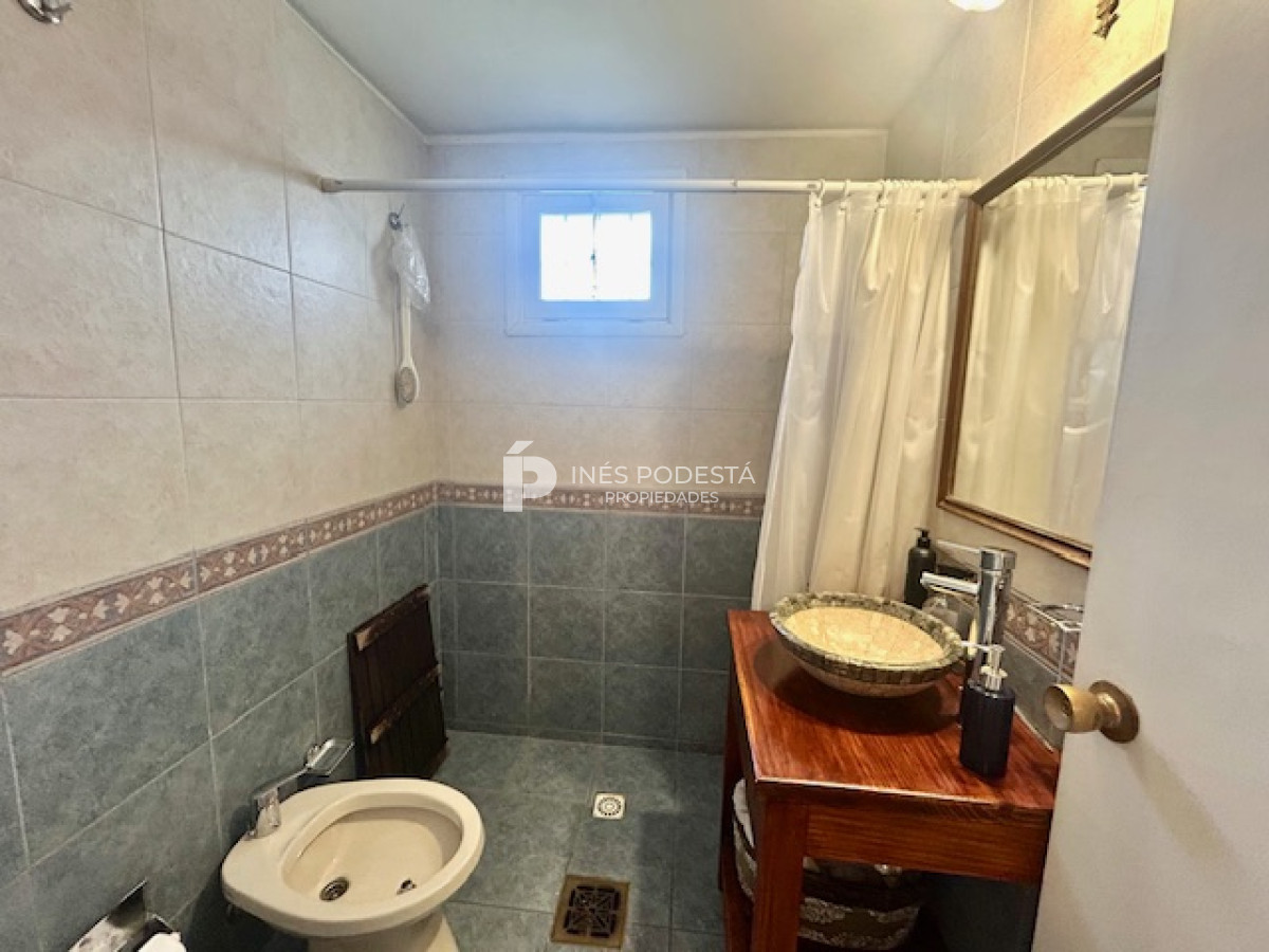Casa ID.8600 - Alquiler casa 5 dormitorios, 4 baños