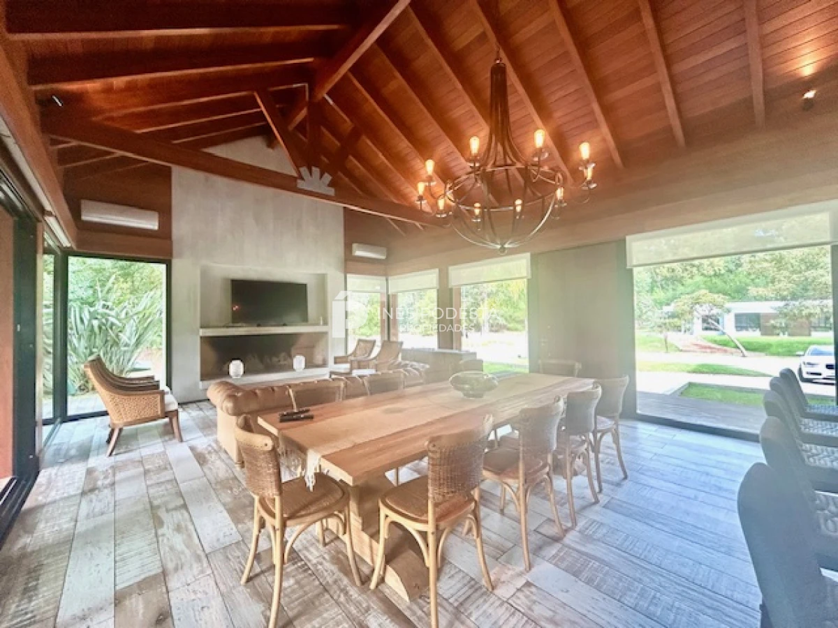 Casa ID.38311 - Venta casa retasada en Solanas Design Village con 4 dorm + estar