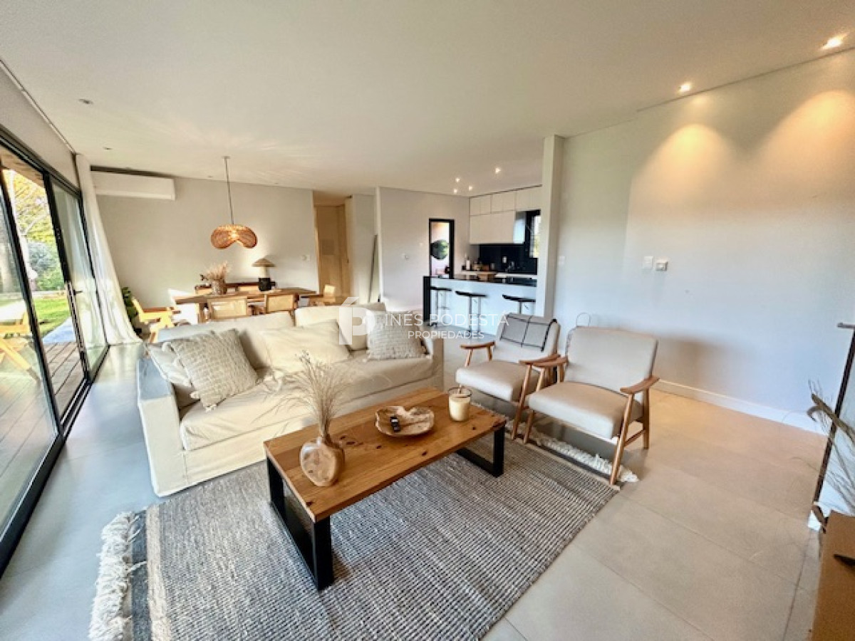 Casa ID.40814 - Alquiler en San Rafael barrio privado 3 dormitorios Punta del Este