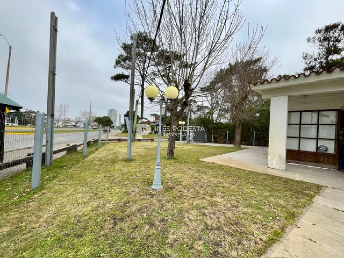 Boulevard Artigas - GoPunta - Portal Inmobiliario de Punta del Este - Maldonado