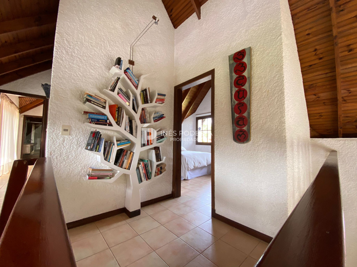 Casa ID.6797 - CASA VENTA Y ALQUILER DE TEMPORADA 4 DORMITORIOS Y DEPENDENCIA 