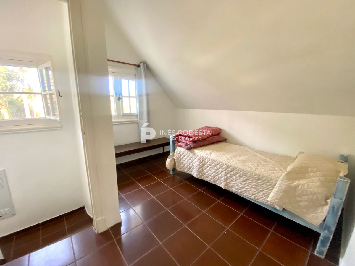 Casa ID.37941 - Casa en Venta Punta del Este 5 dormitorios Golf