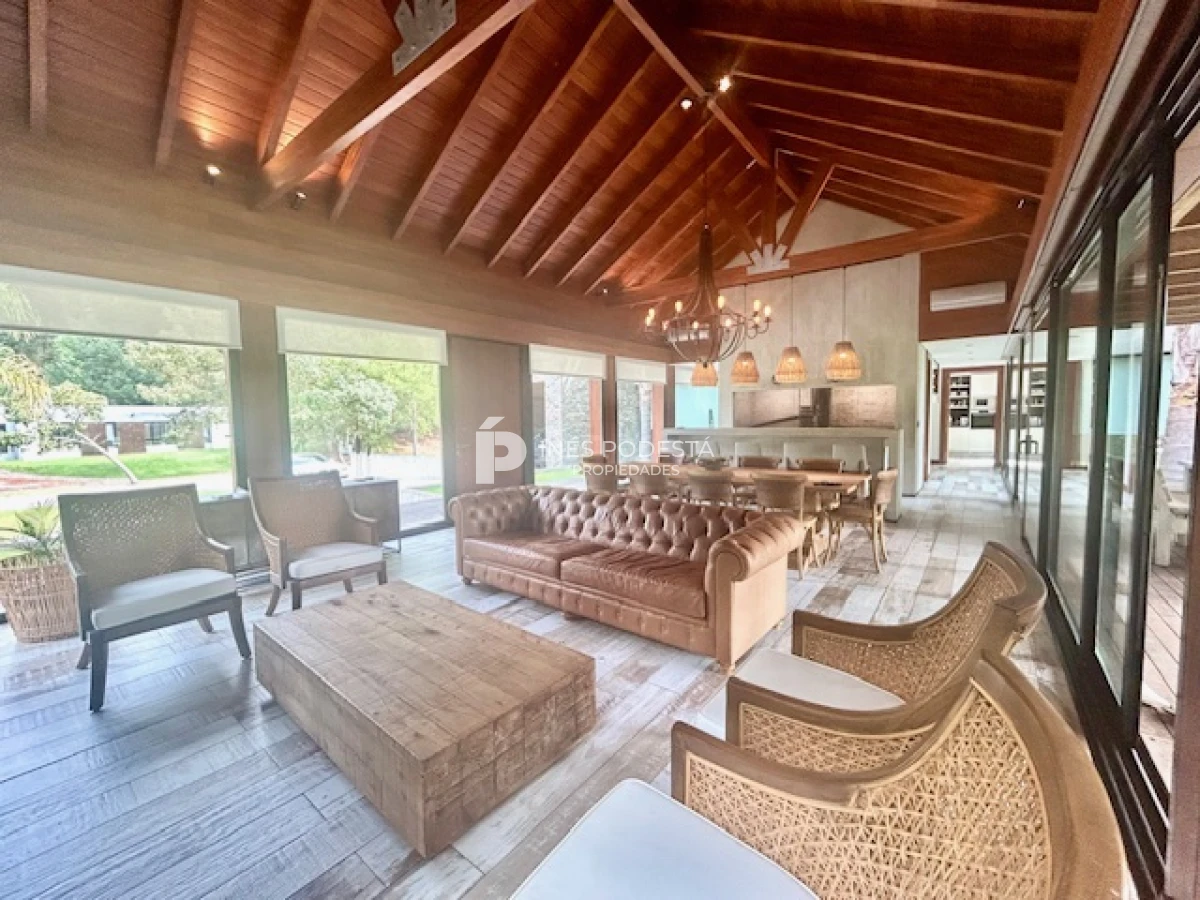 Casa ID.38311 - Venta casa retasada en Solanas Design Village con 4 dorm + estar