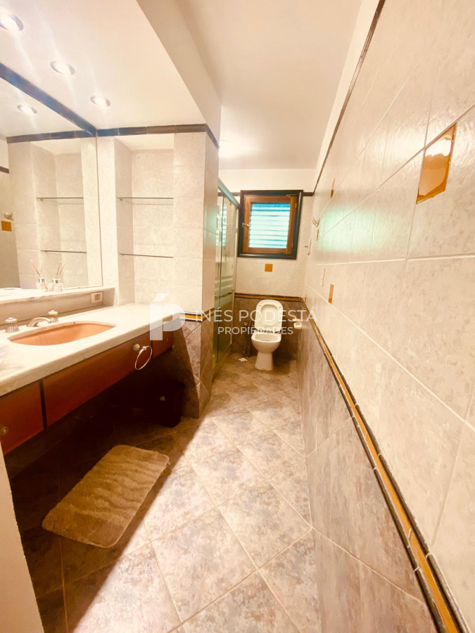 Casa ID.39062 - Alquiler y venta en mansa con 7 dormitorios