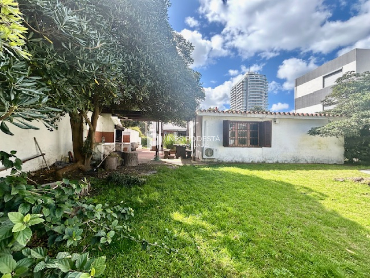 Casa ID.8600 - Alquiler casa 5 dormitorios, 4 baños