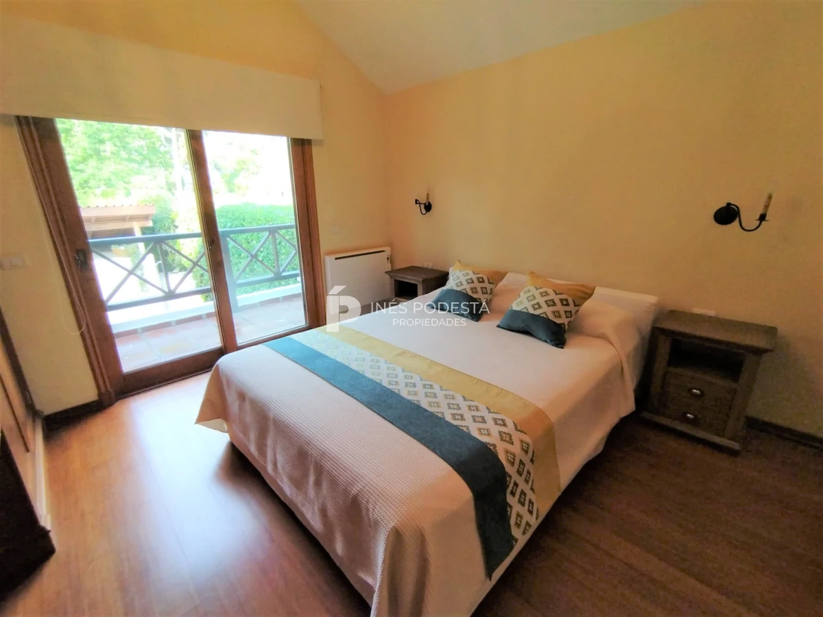 Casa ID.246 - Venta en  San Rafael 4 dormitorios  con piscina