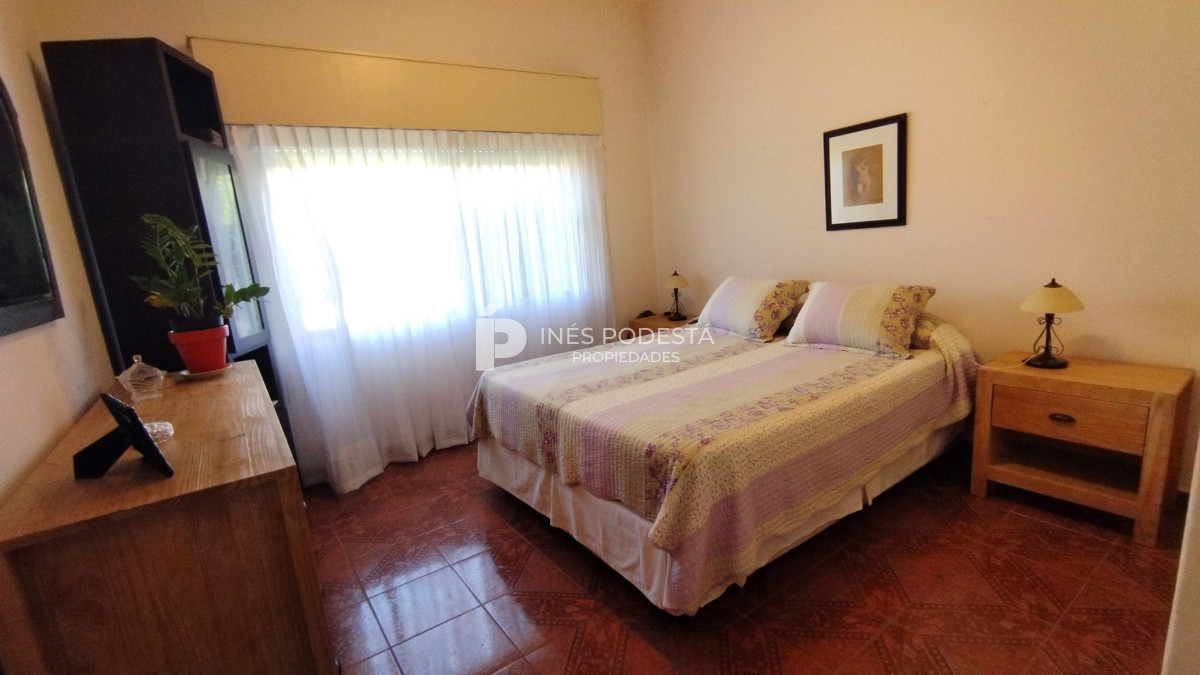 Casa ID.39302 - Mansa con 4 dormitorios y 3 baños próximo al mar