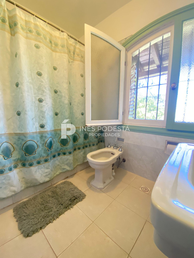 Casa ID.6993 - ALQUILER San Rafael, 4 dormitorios
