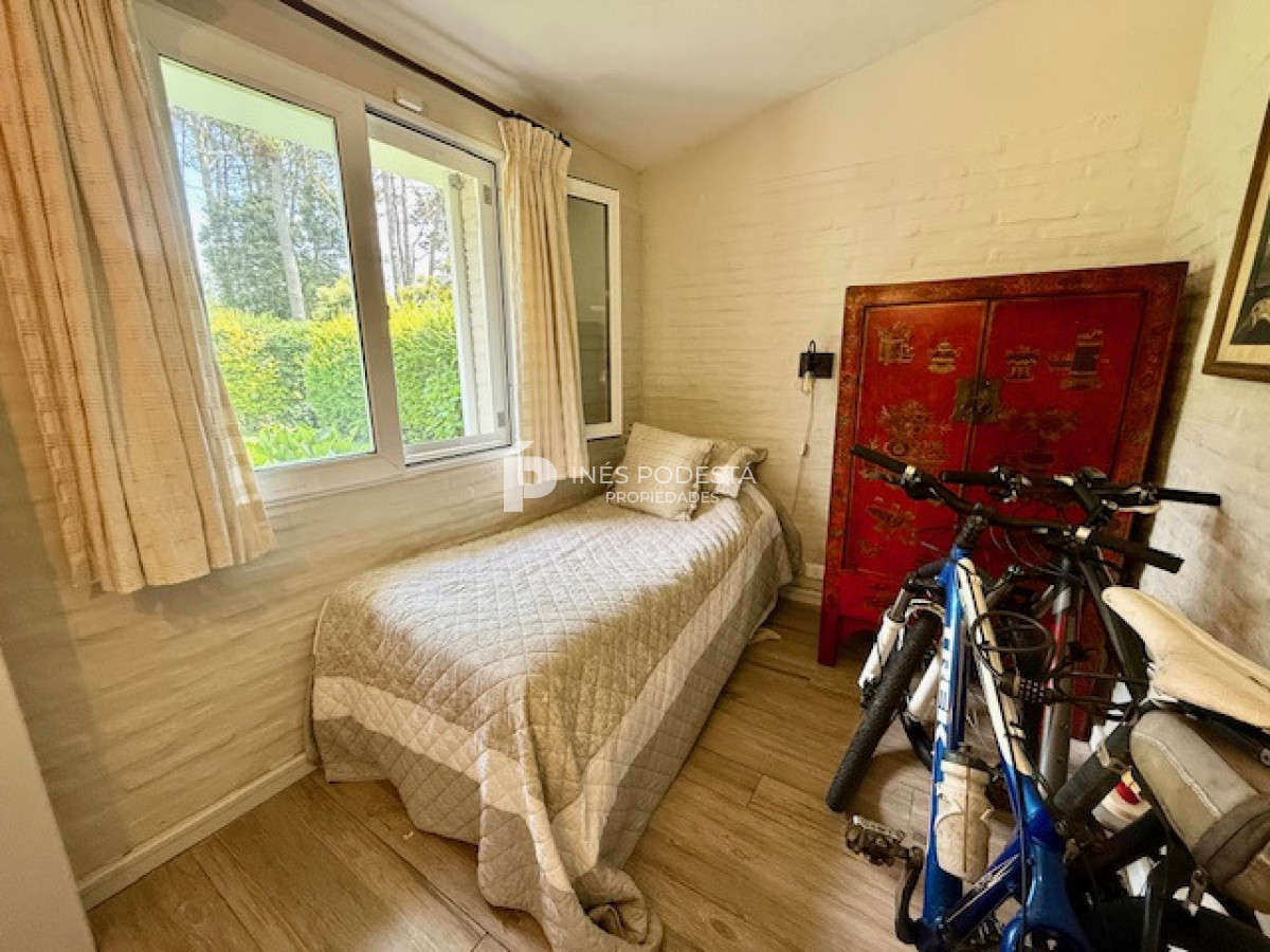 Casa ID.41865 - Alquiler 4 dormitorios y 3 baños