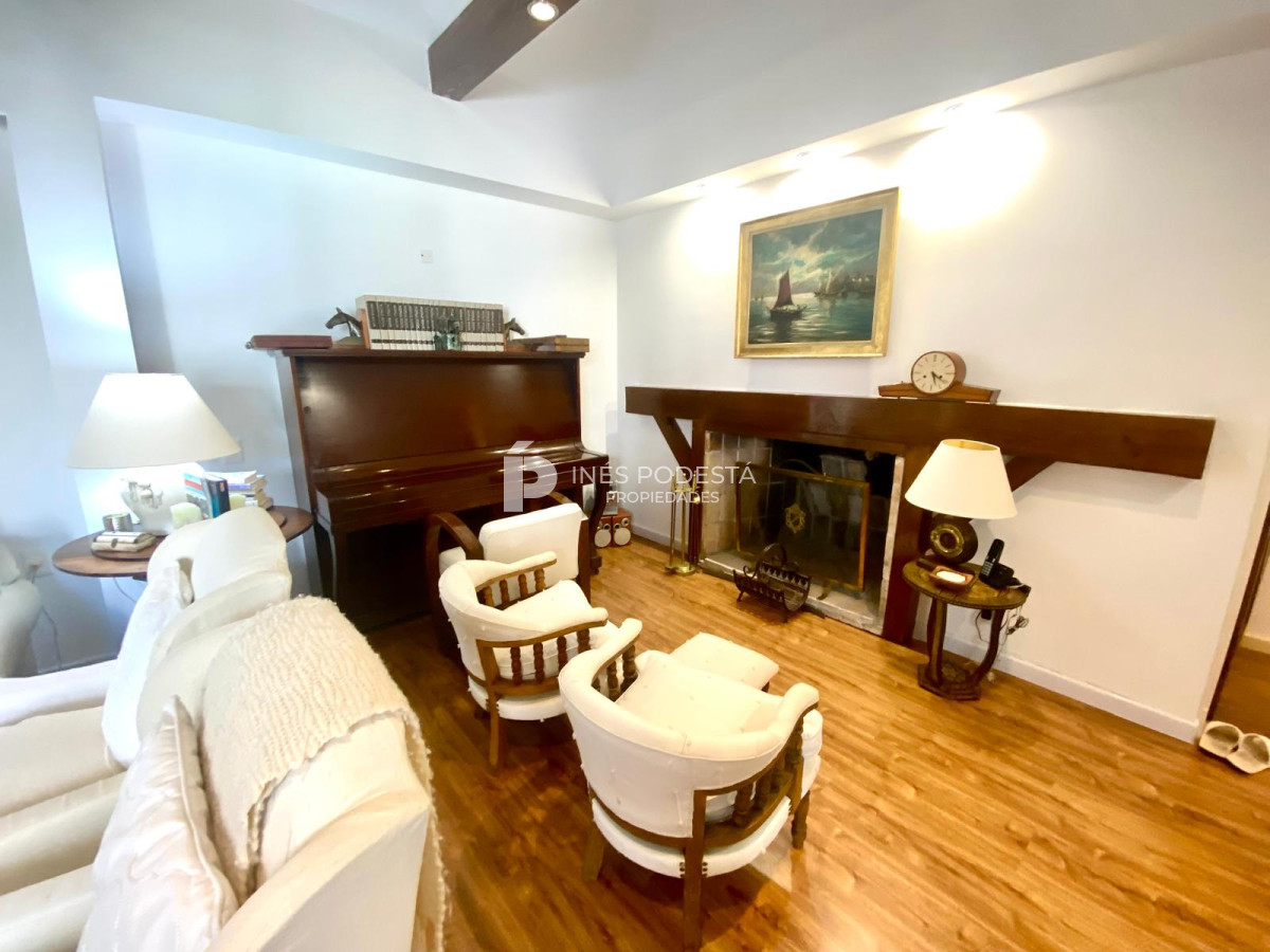 Casa ID.1973 - Venta en Cantegril 4 dormitorios y dependencia de servicio