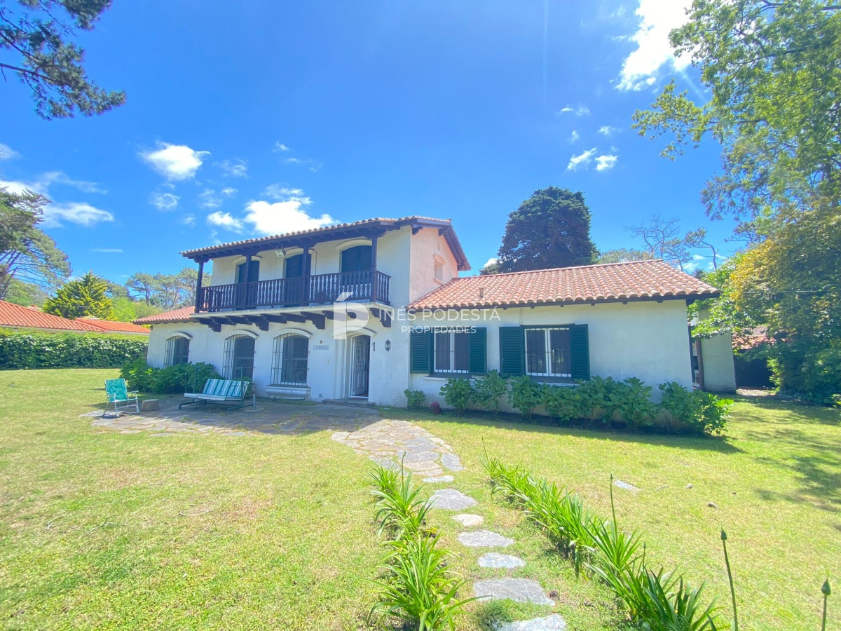 Casa ID.6993 - ALQUILER San Rafael, 4 dormitorios